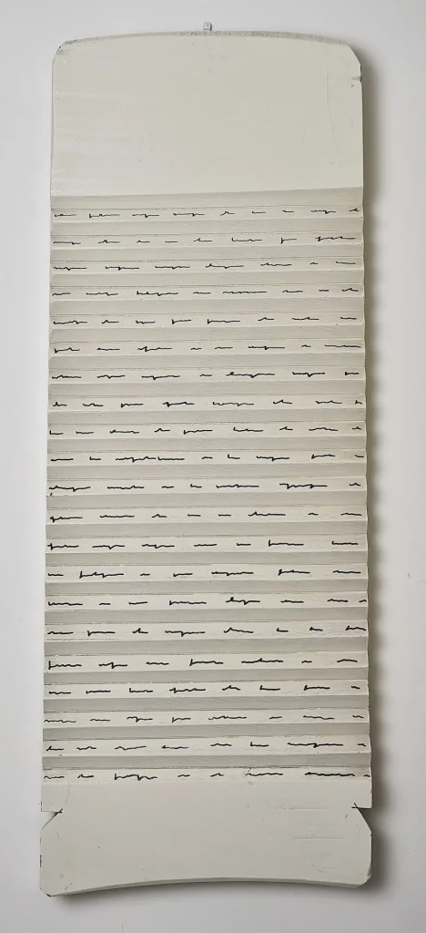 immagine per Tomaso Binga Stringatoio, 1974 vernice bianca e pennarello su legno cm 59 × 24 Courtesy Archivio Tomaso Binga, Roma