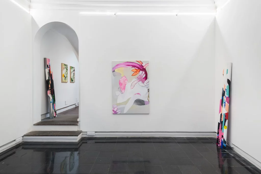 immagine per Installation view della mostra “things that will never become objects” di Caterina Silva presso la Galleria Eugenia Delfini, Roma, 30 aprile - 5 luglio 2025. Foto di Sebastiano Luciano. Courtesy Galleria Eugenia Delfini.