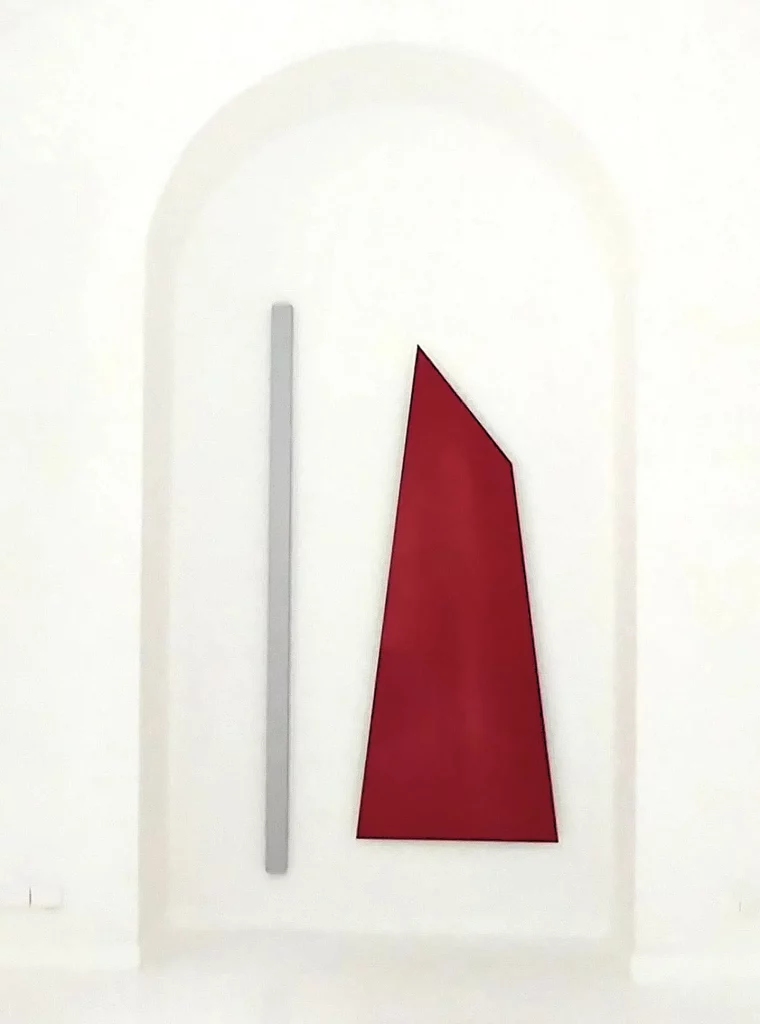 immagine per Teodosio Magnoni 2017 Immagine Spazio 2 (2013) alluminio, vernice cm. 240x130x5