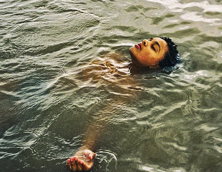 immagine per Bird, di Andrea Arnold