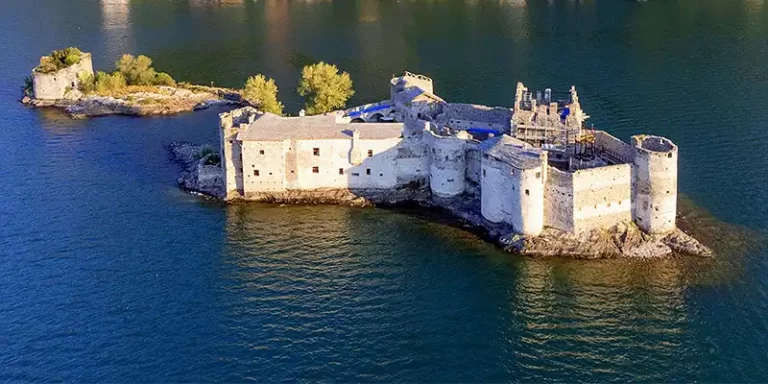 immagine per Castelli di Cannero
