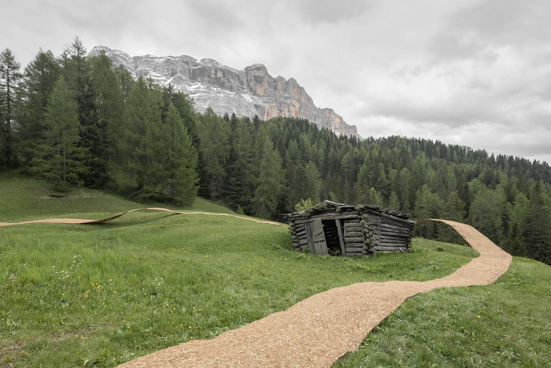immagine per ELSE- Zhifei Xu, Zimo Zhang “Trace of Land” China, France - Località: La Crusc