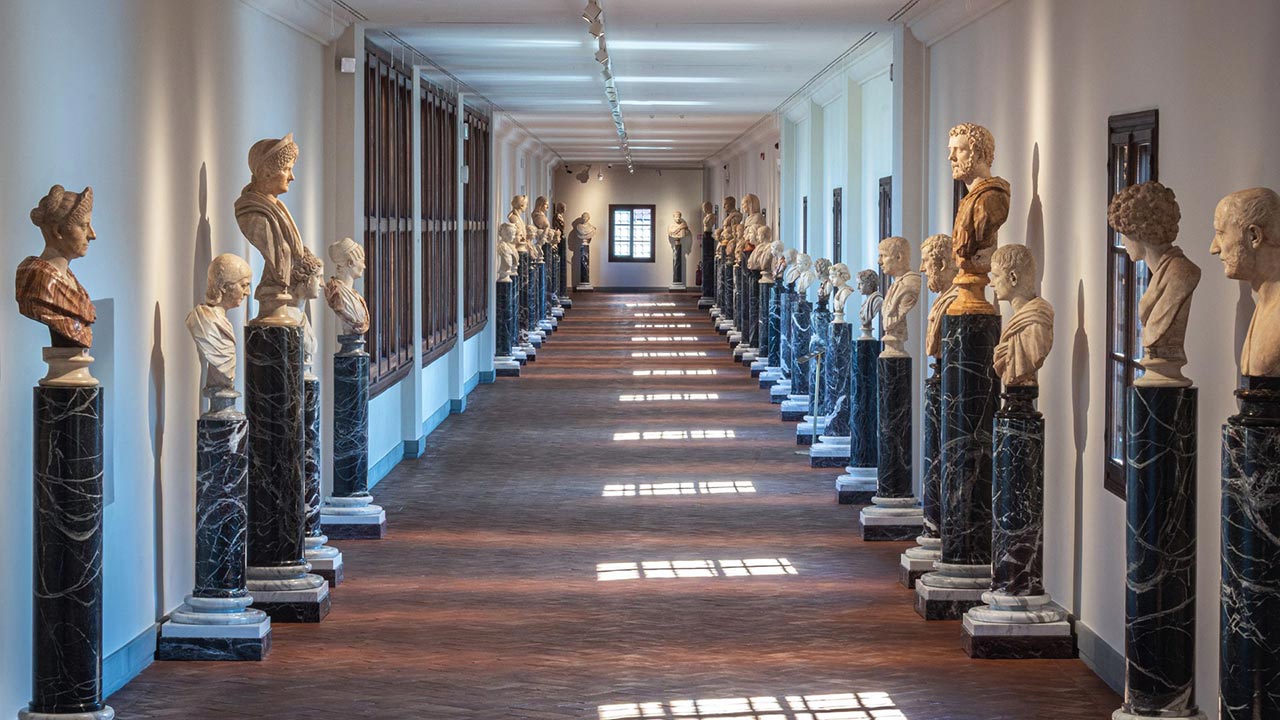 immagine per Corridoio Vasariano Uffizi busti