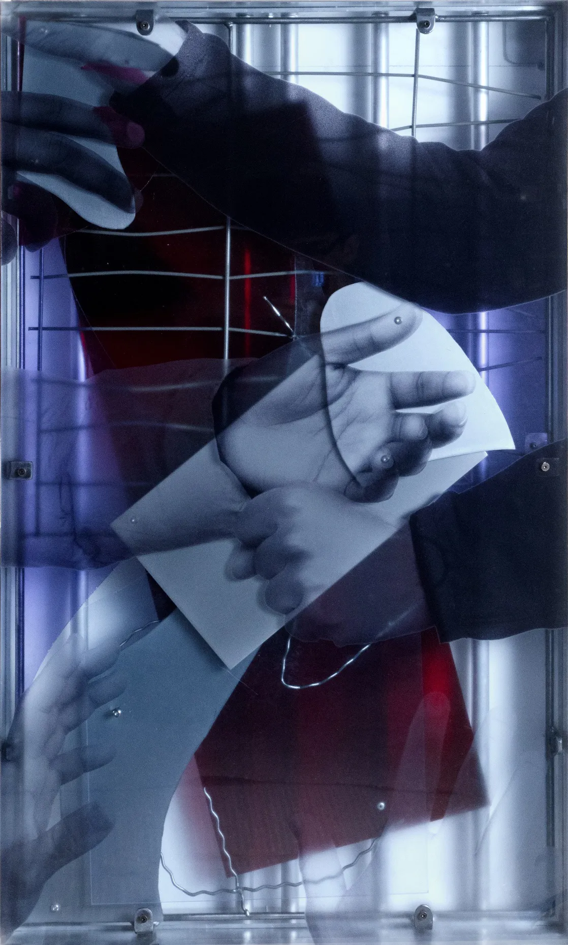 immagine per Hands #27 Photo Louis Rémi © Mohamed Bourouissa ADAGP Courtesy of the artist