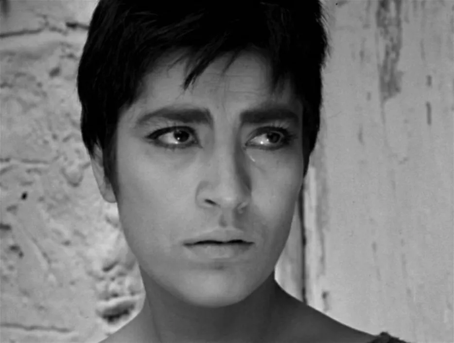 immagine per fig. 10 Irene Papas in Elettra. Regia: Michael Cacoyannis (Grecia 1962)