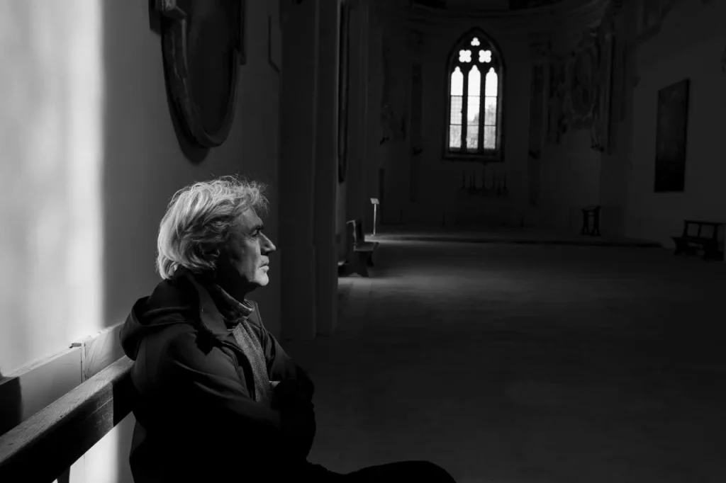 immagine per Antonio Biasucci. Nella Certosa di San Domenico-ritratto (foto di V. Laureano)