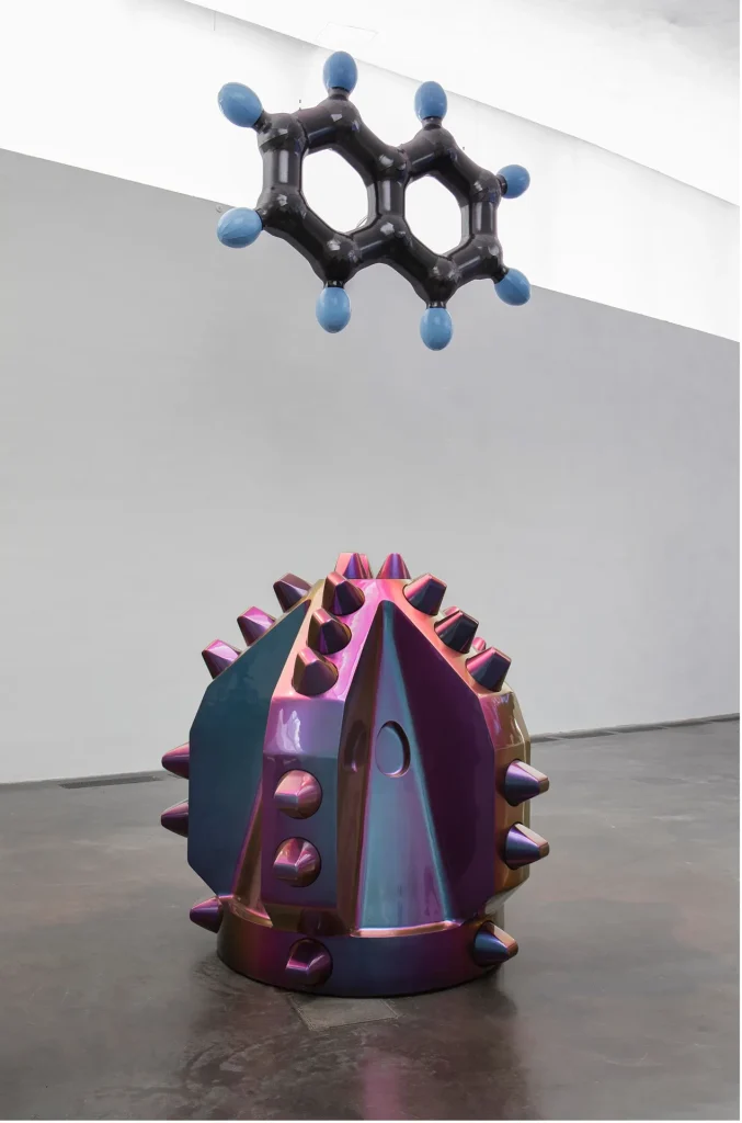 immagine per Monira Al Qadiri, Guest Tecnology (Diamond), 2023. Photo courtesy Petri Virtanem per Kiasma Museum Helsinki