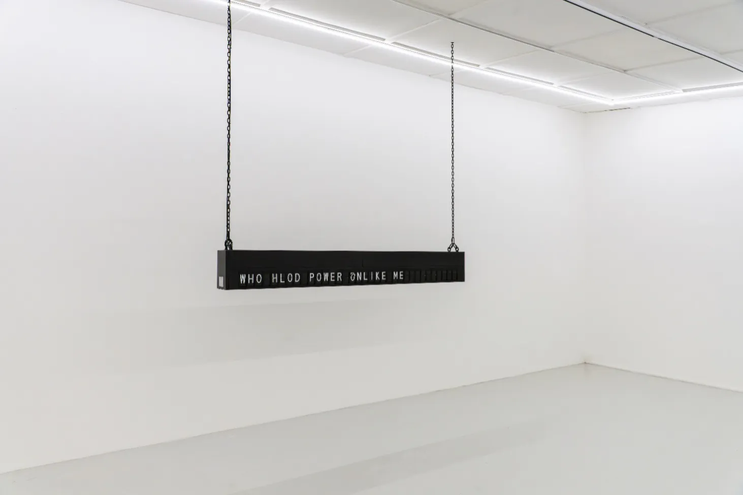immagine per Shilpa Gupta, Sound On My Skin, 2024-2025. Photo courtesy Shilpa Gupta and Galleria Continua. Ph. Ela Bialkowska for OKNO Studio