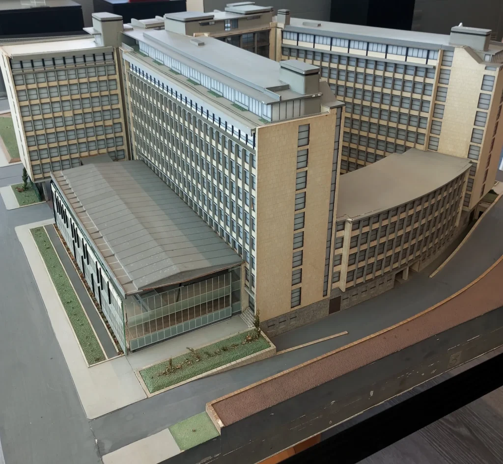 immagine per Edificio Acea - plastico eseguito dal Laboratorio di Ino Vellani - 1956