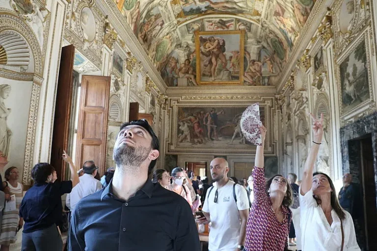 immagine per Palazzo Farnese e i suoi 150 anni. L'Ambasciata di Francia e dell’École française a Roma