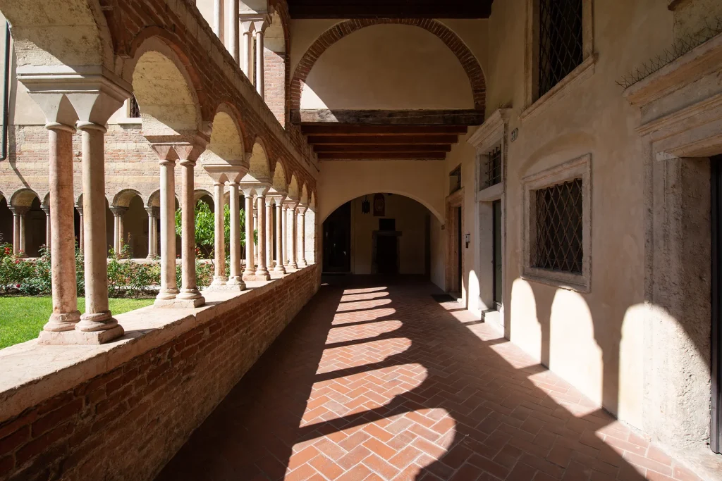 immagine per Biblioteca Capitolare, Chiostro. Foto di Carolina Zorzi