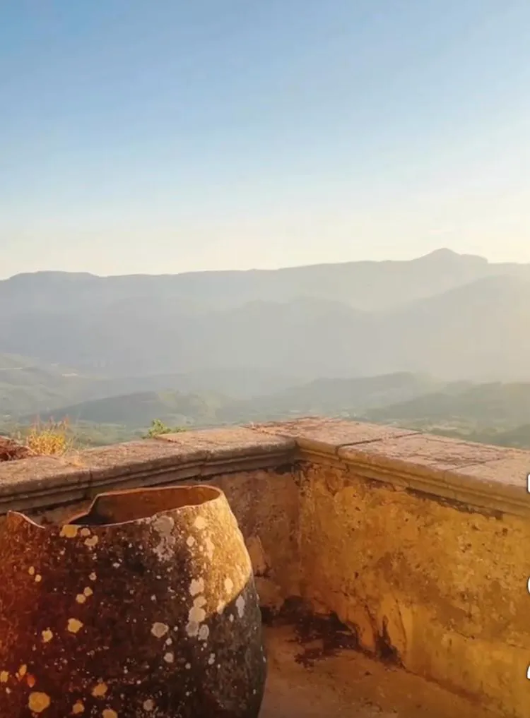 immagine per Caggiano, Panorama. Courtesy Fondazione Morra