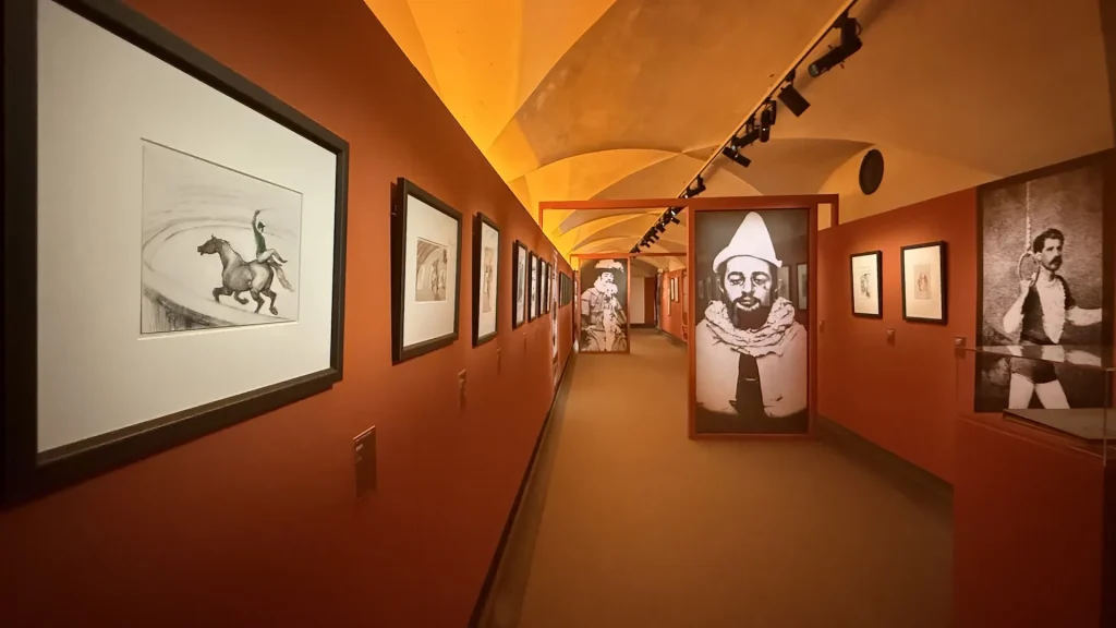 immagine per Toulouse-Lautrec, un viaggio nella Parigi della Belle Époque. Allestimento