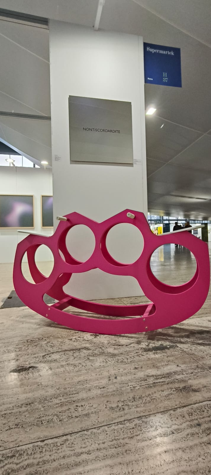 immagine per Elena Kettra, Tirapugni a dondolo per bambine feroci. Roma Arte in Nuvola 2025