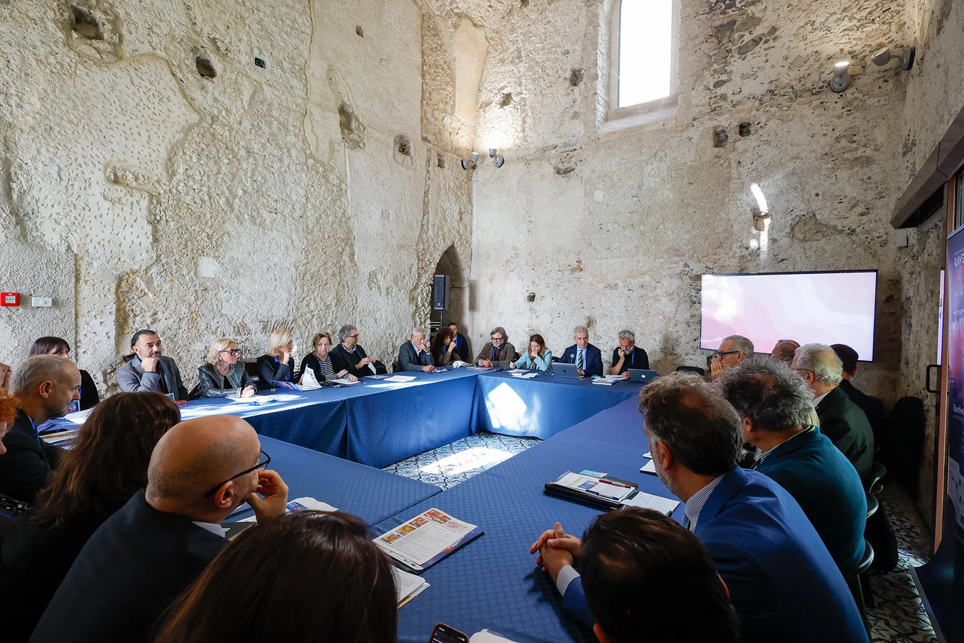 immagine per Panel 2 al lavoro su Produzione culturale e trasformazione