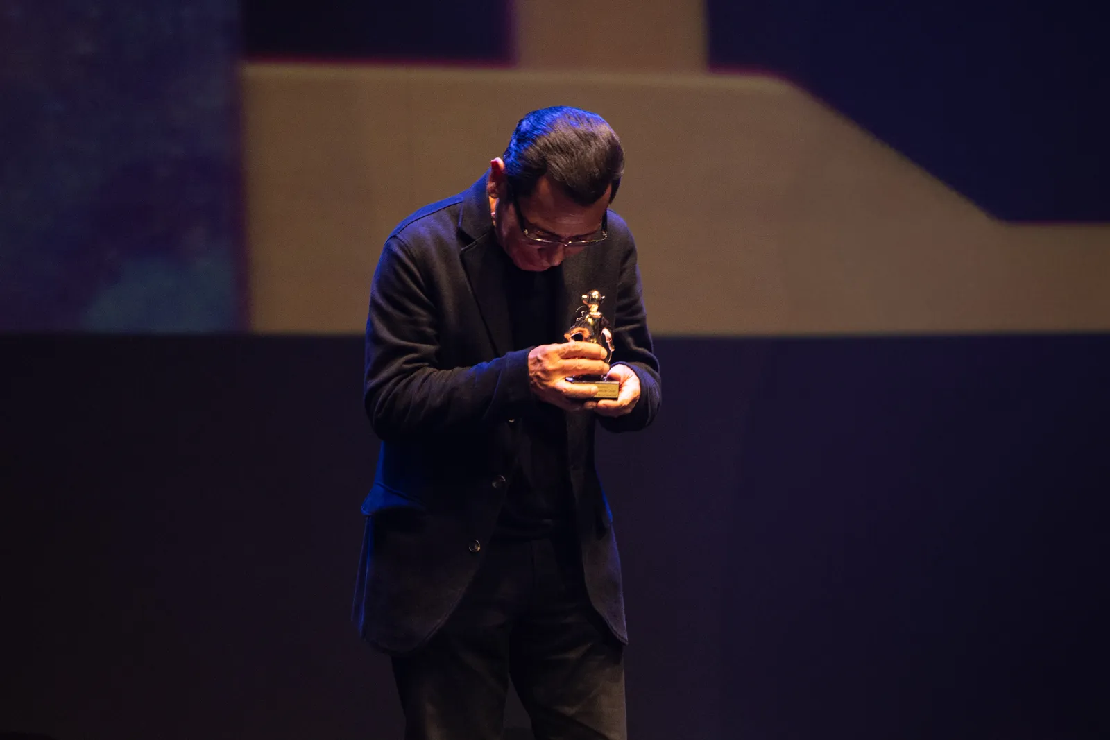 immagine per Tetsuo Hara riceve il premio Yellow Kid Maestro del fumetto. ph. Michele Mari 2025