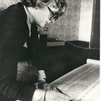 immagine per Tomaso Binga - Bianca Pucciarelli Menna - Carta da parato, 1976, Casa Malangone, RM.
