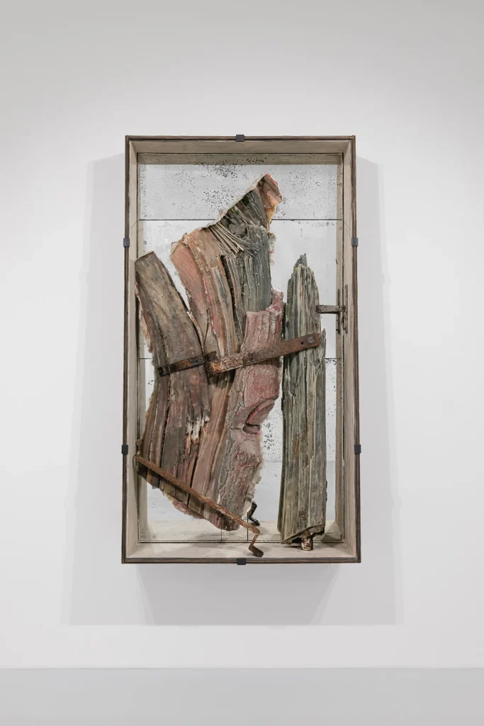 immagine per Berlinde de Bruyckere, Need, Galleria Continua, Paris (C) Hafid Lhachmi - ADAGP Paris