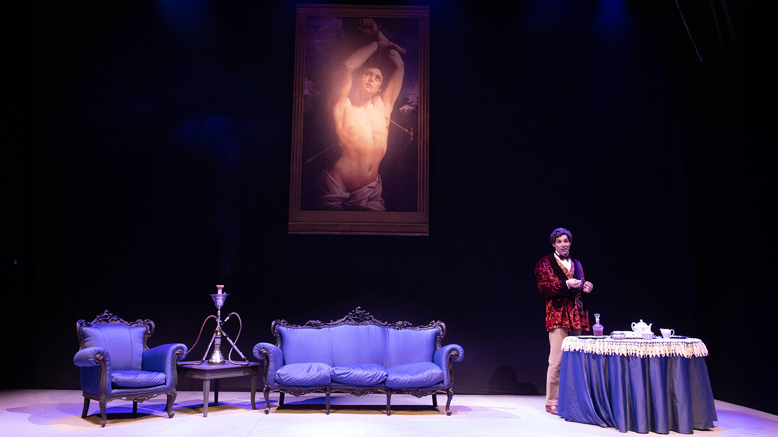immagin per L’importanza di chiamarsi Ernesto , Teatro Franco Parenti 2025, foto T. Le Pera