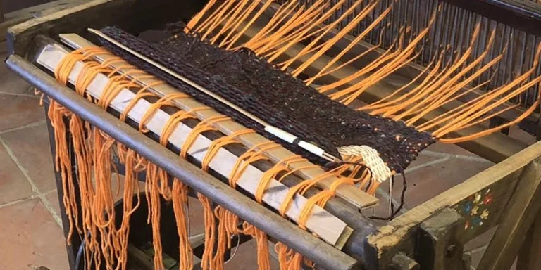 immagine per L’arte della lana e del tessile: Humilis lana, le fibre naturali tra necessità e bellezza