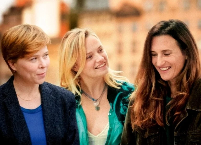 imagine per Tre Amiche, di Emmanuel Mouret