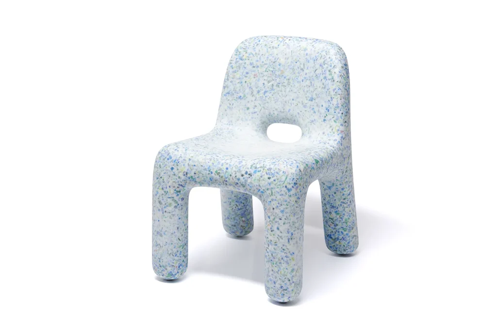 immagine per Sedia per l'infanzia Charlie in ecothylene® Design Vanessa Yuan e Joris Gabriel, produzione ecoBirdy, 2018. Courtesy ecoBirdy