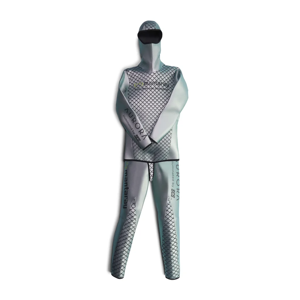 immagine per Muta subacquea Aurora®
In schiuma di neoprene calcareo Yamamoto e fodera d’origine vegetale Greenwave®.
Produzione Yamamoto Corporation.
Photo: Yamamoto Corporation