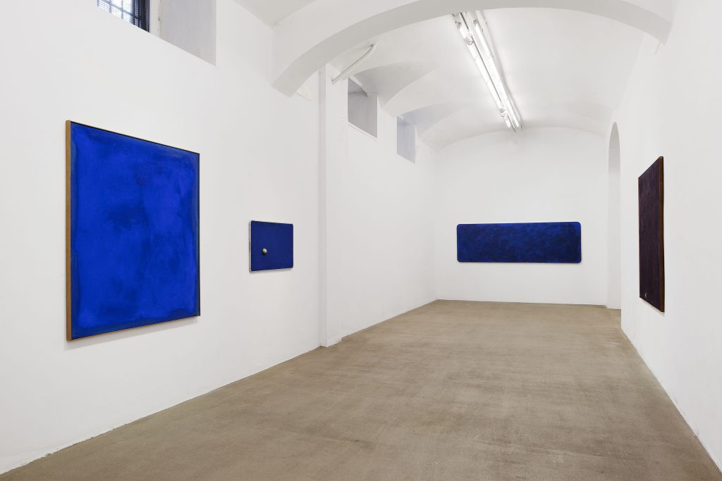 immagine per Turcato, installation view della mostra personale di Giulio Turcato in Fondazione Giuliani, Roma (ottobre 2025 – gennaio 2026). Crediti fotografici Roberto Apa, Courtesy dell’Archivio Giulio Turcato e Fondazione Giuliani. © GIULIO TURCATO, by SIAE