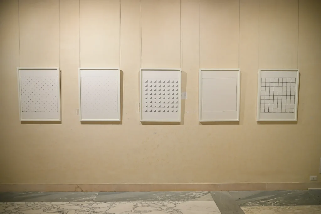 immagine per De Humana Mensura di Linda Karshan, installation view - ph. Valentina Sensi via ufficio stampa HF4