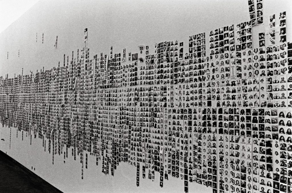 immagine per Franco Vaccari Lascia una traccia del tuo passaggio, Padiglione Italia, Biennale Venezia, 1972 -ph. Amedeo Benestante