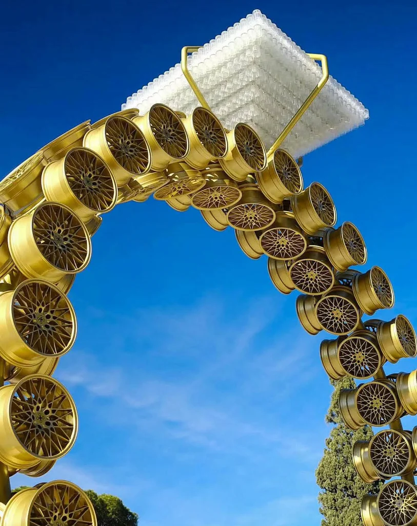 immagine per Joana Vasconcelos, Solitario, installazione, Terrazza del Pincio, Roma, 2025 -ph. di repertorio