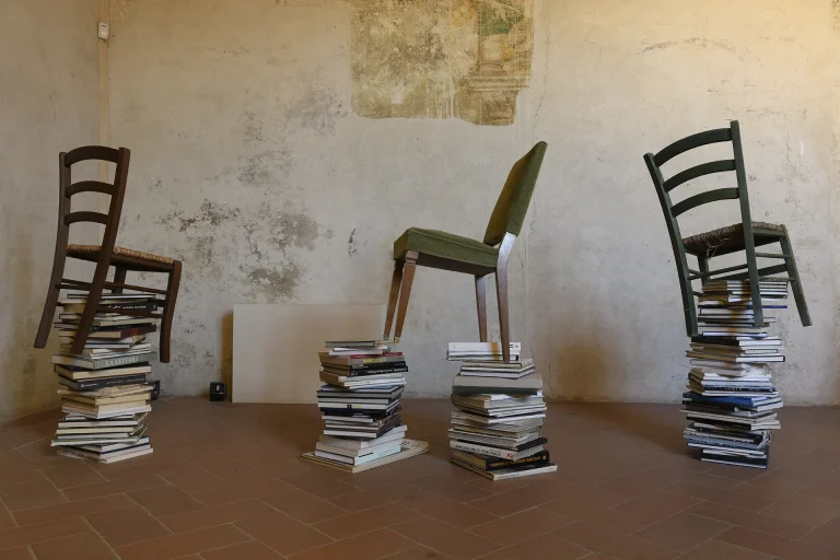immagine per Valentina Palazzari, Fiammetta 2025, exhibition view, Palazzo Pretorio, Certaldo. Courtesy of the artist. Ph Giorgio Benni