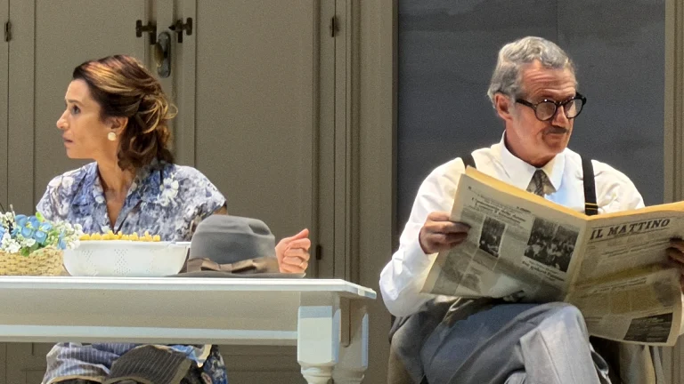 immagine per Sabato, Domenica e Lunedì. Al Teatro Argentina trionfa il Ragù di Eduardo