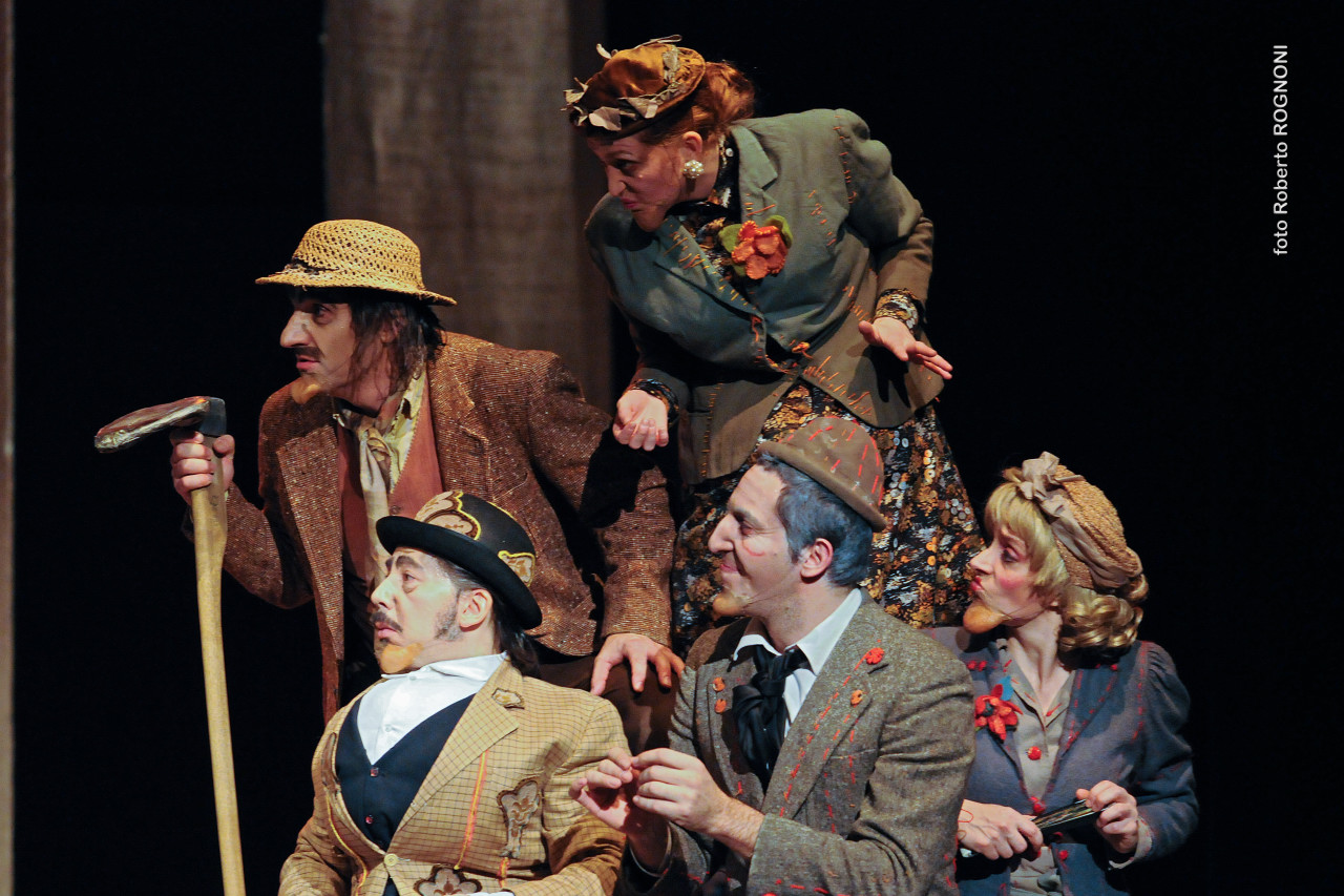 immagine per La Cagnotte, Teatro Litta Milano, foto Roberto Rognoni