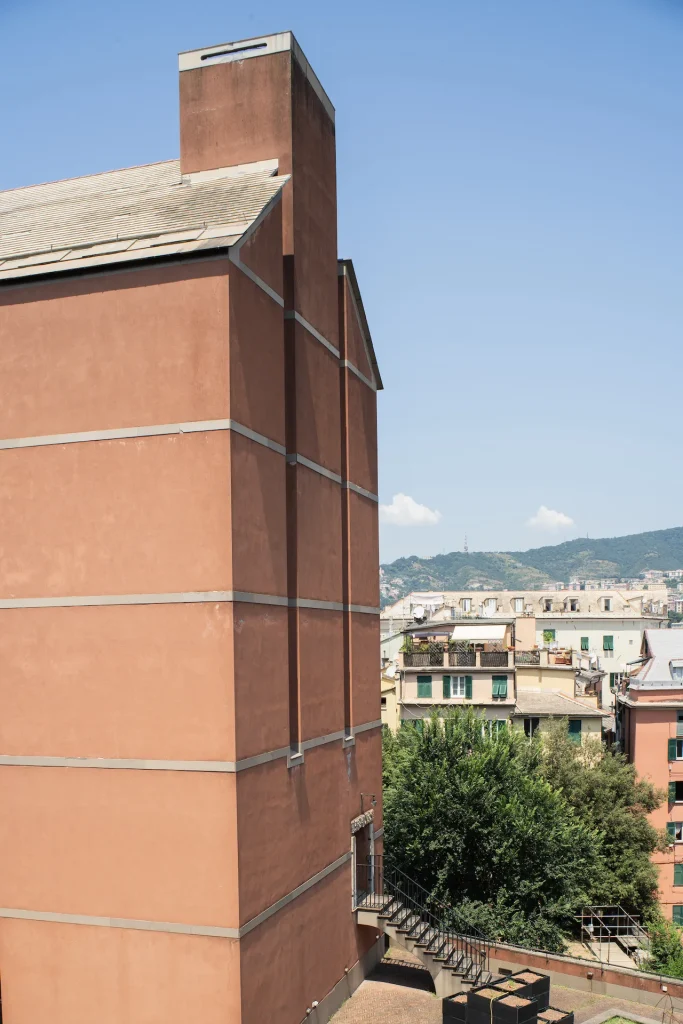 immagine per Facoltà di Architettura di Genova, facciata 1975-1989, Genova ph. Emanuele Piccardo