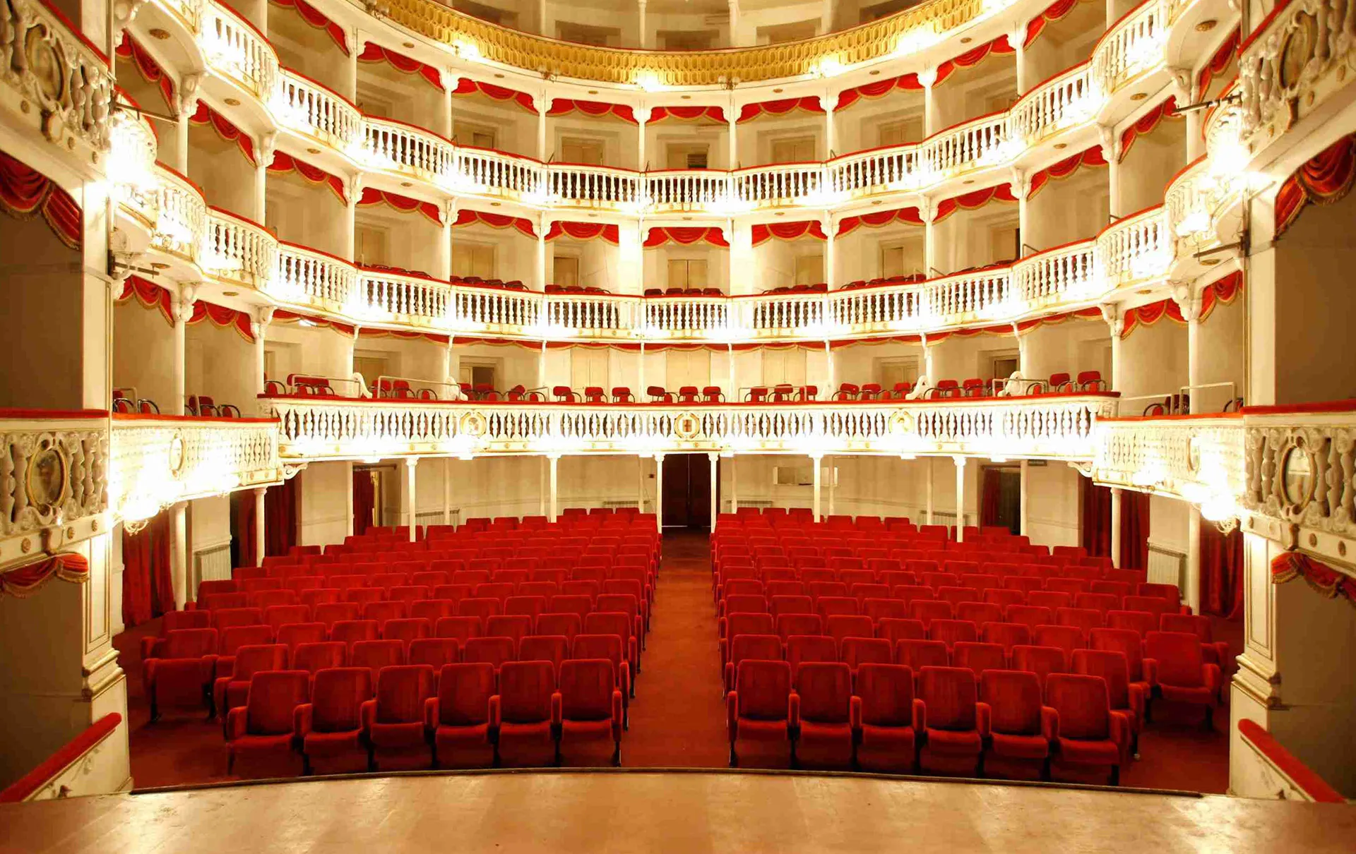 immagine per Teatro Sannazzaro