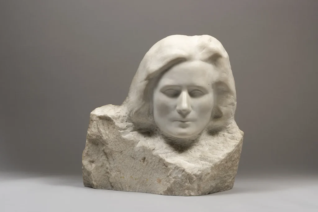 immagine per Autoritratto 1925 ca. Marmo bianco cm 40 × 39,5 × 18