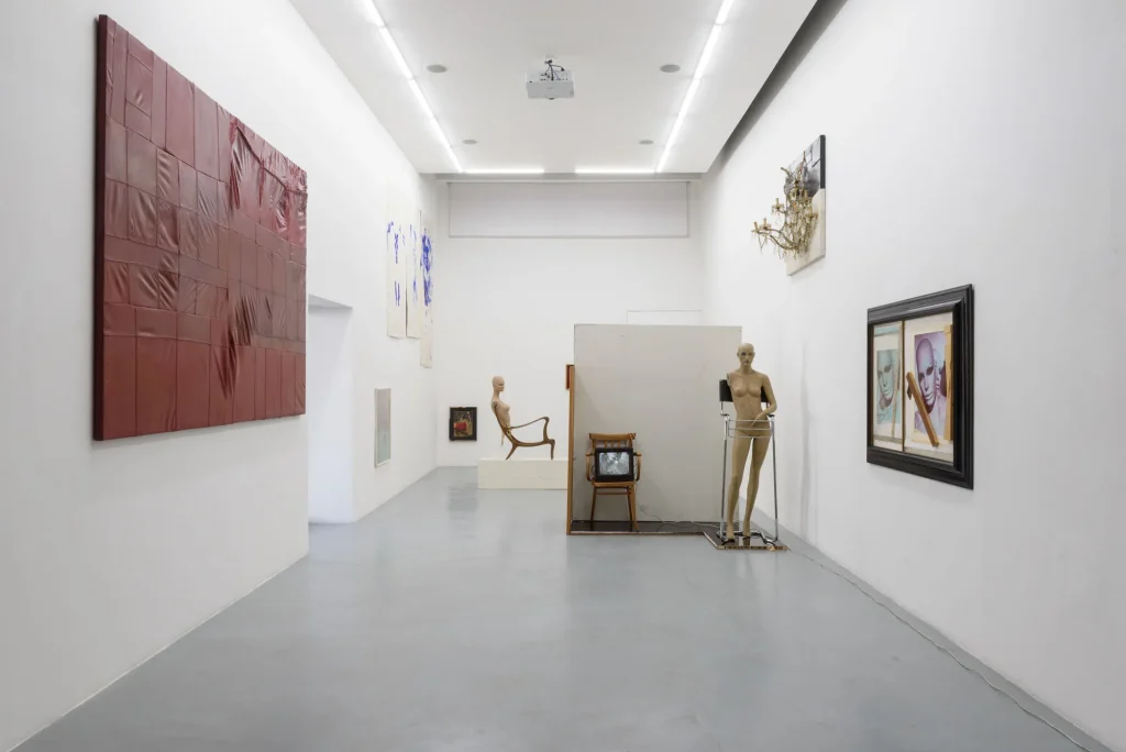immagine per Les qualités sérieuses, by Collezione Nancy Delroi. Galleria Solito