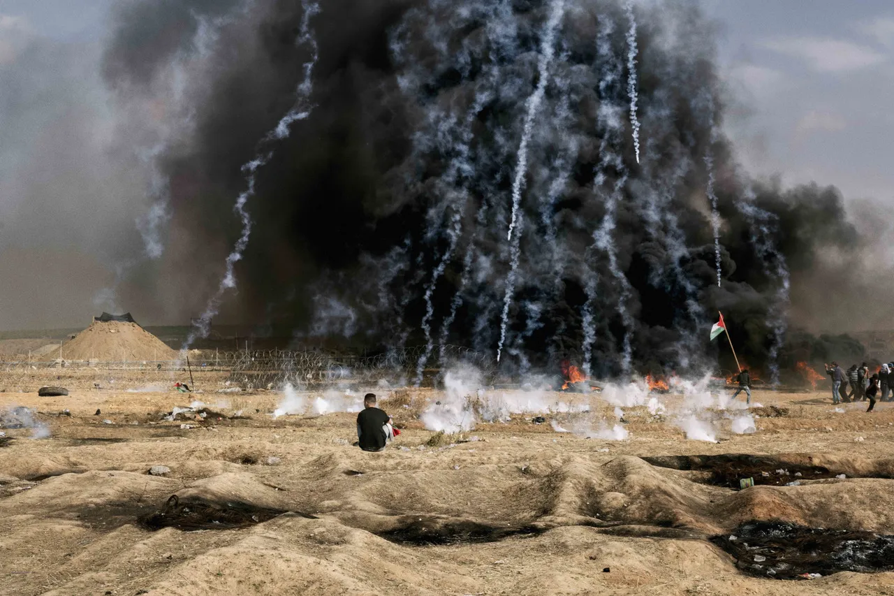 immagine per Gabriele Micalizzi, L'umarell - March of Return, Gaza 2018