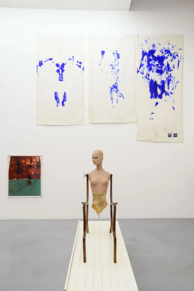 immagine per Les qualités sérieuses, by Collezione Nancy Delroi. Galleria Solito