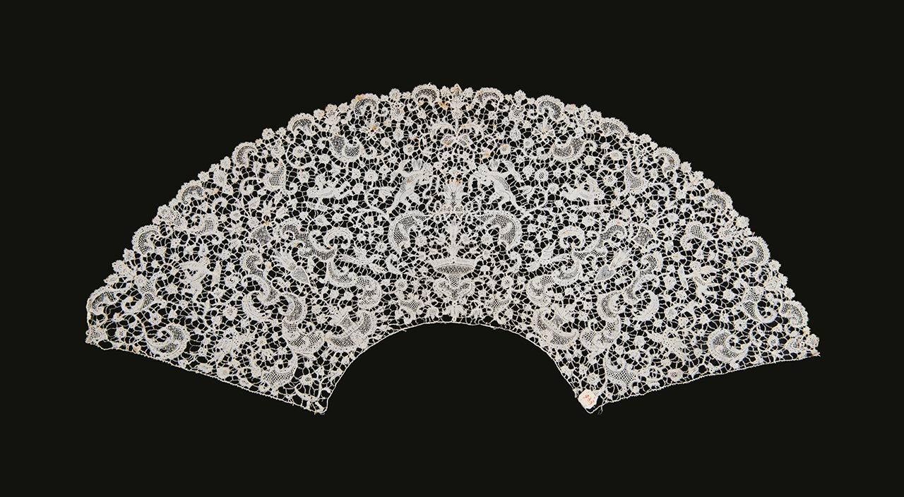 immagine per Anonymous, Marriage fan in bobbin lace