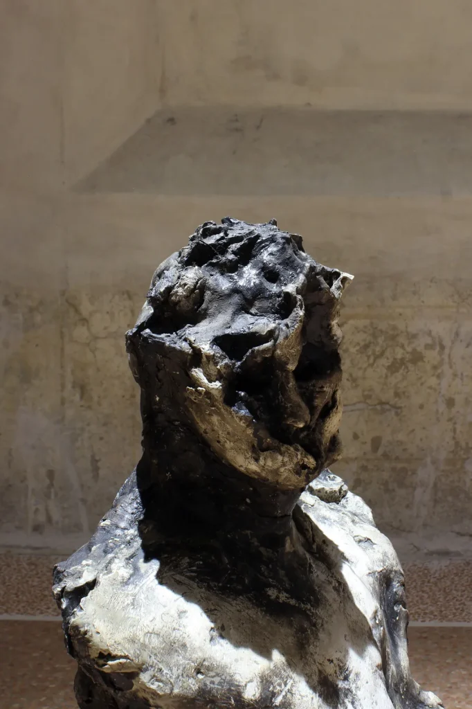 immagine per Beth Caimar, collettiva Piegato una volta sola - exhibition view, Spazio Relativo,2026. Courtesy of the artist