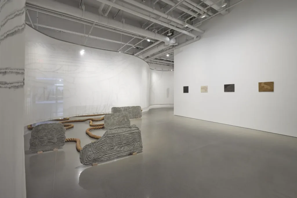 immagine per Mariana Castillo Deball, Serpent Disappearances – exhibition view, Kurimanzutto, New York, 2026. Ph. Zach Hyman