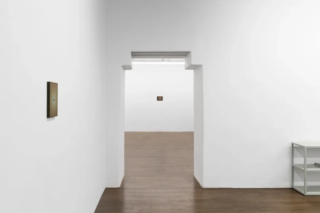 immagine per 999, Alexandra Noel, Exhibition view. Derosia Gallery