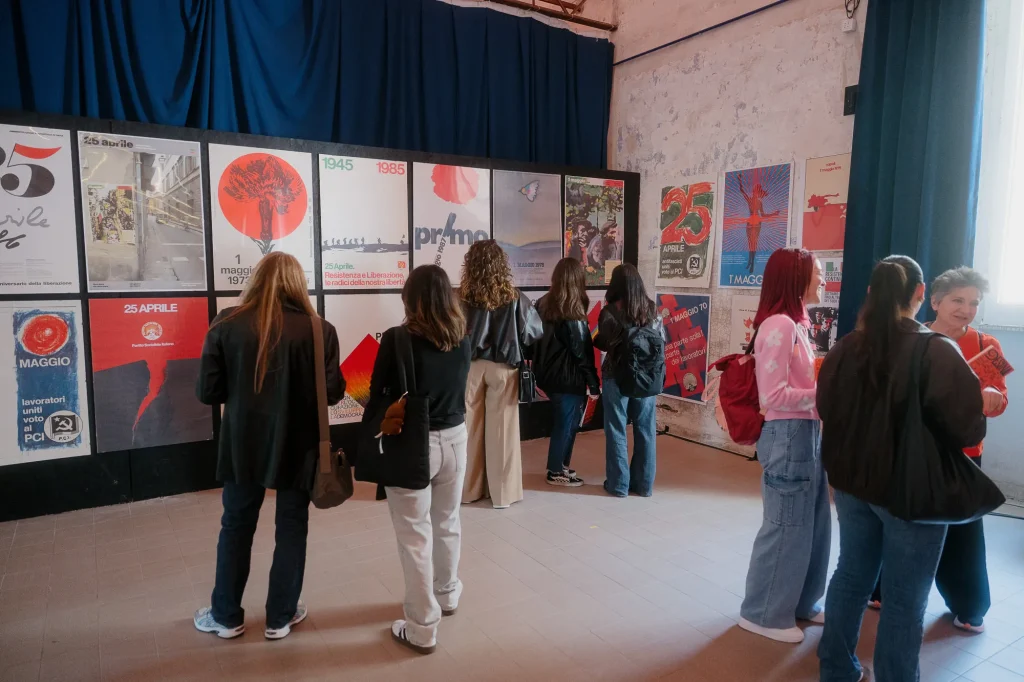 immagine per Desina04 - Mostra resistenze vivive - ph 327 Studio