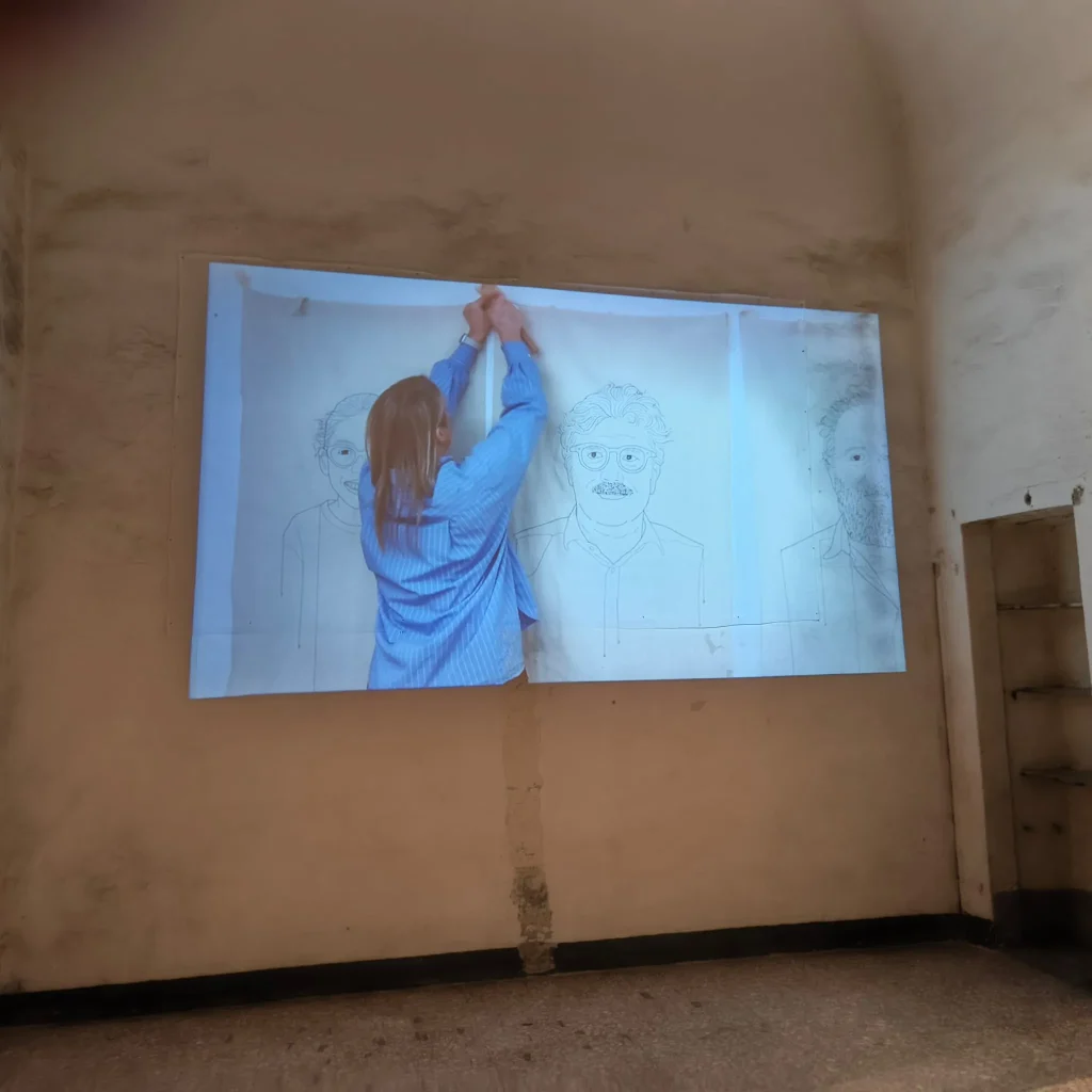immagine per L. Orta- trame di comunità-frame video mostra. Foto di S. Piu