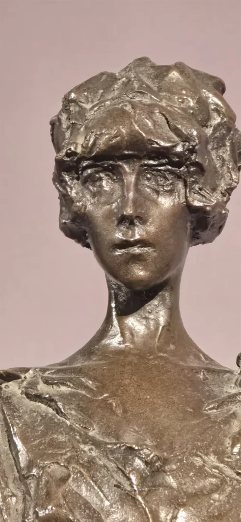 immagine per Fig. 22. Paul Troubetzkoy, La marchesa Luisa Casati con un levriero, particolare, 1913, bronzo, cm 58 x 33 x 32, collezione Lucile Audouy
