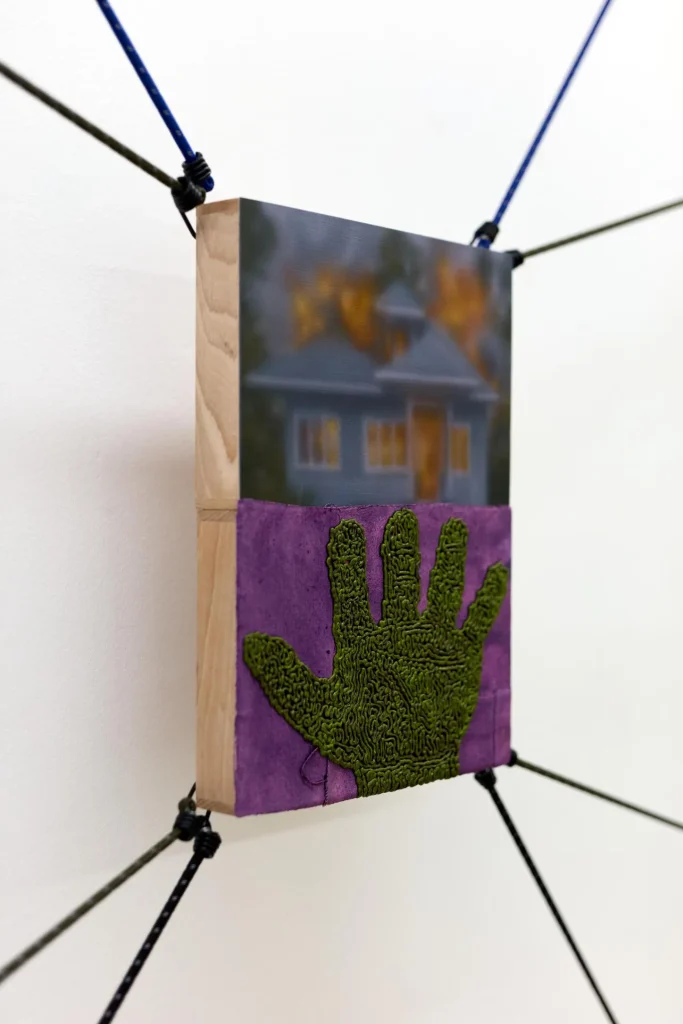 immagine per Max Freund e Paul Riedmüller: Guided Hands, installation view, Horizont Gallery, Budapest. Photo Dávid Bíró
