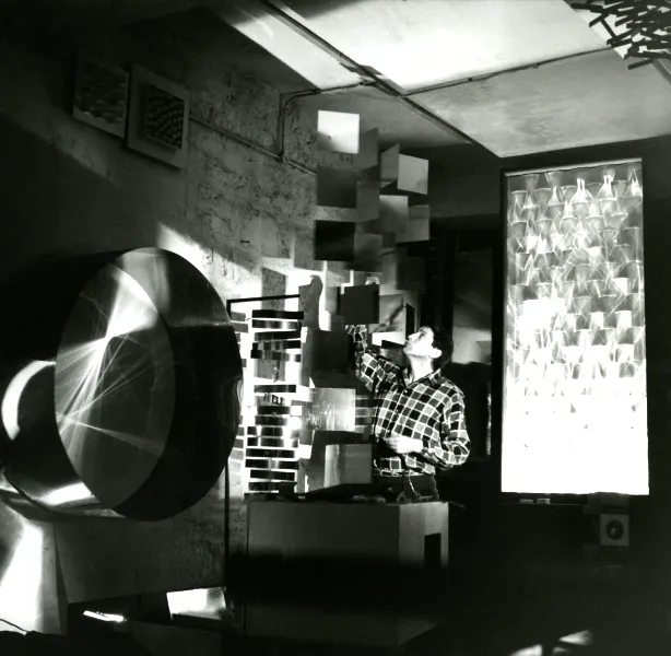 immagine per Julio Le Parc nel 1962 all'Atelier GRAV