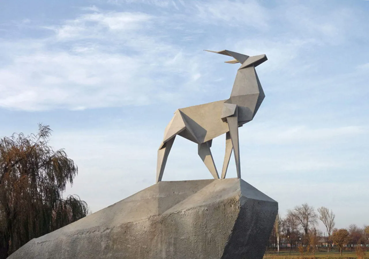 immagine per Zhanna Kadyrova, Origami Olen -Biennale di Venezia 2026